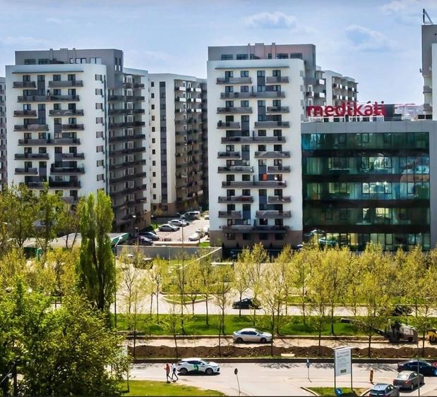 Apartament cu 3 camere decomandat în Cățelu