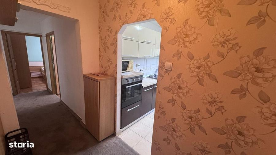 Apartament cu 3 camere decomandat în Dacia