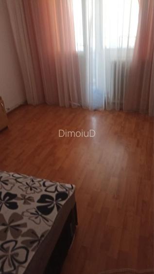 Vand apartament cu 2 camere in Dragasani