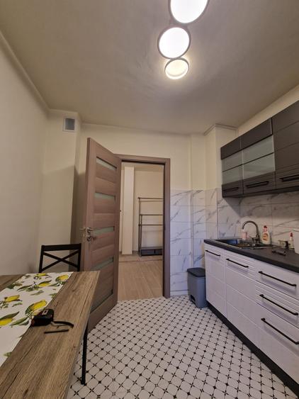 Apartament cu 2 camere decomandat, mobilat în Basarabia