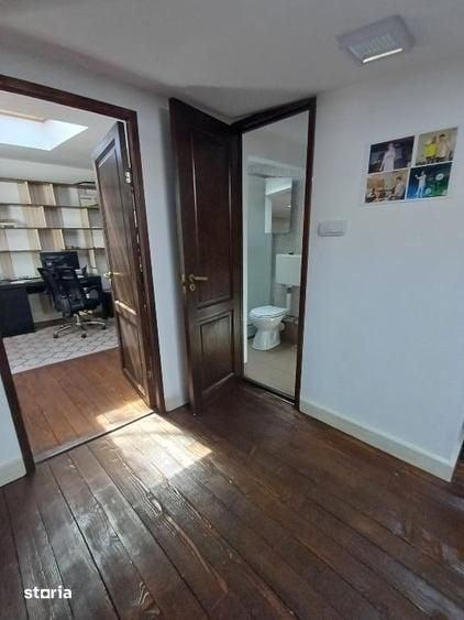 Spațiu comercial, de 90 mp, în Romană