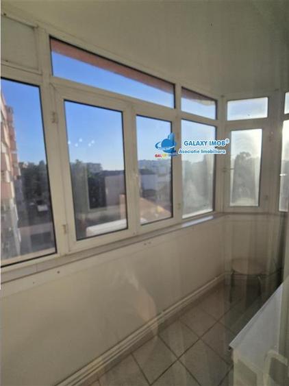 Apartament cu 4 camere semidecomandat, mobilat în Obor