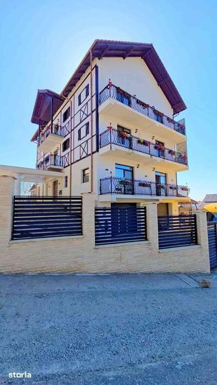 Casă cu Teren 9218 Mp în Central
