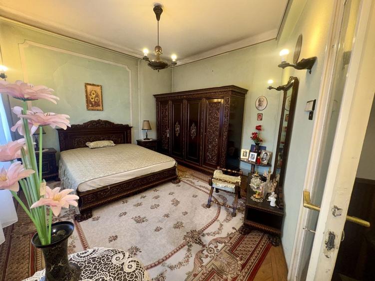 Apartament cu 4 camere circular, mobilat în Universitate
