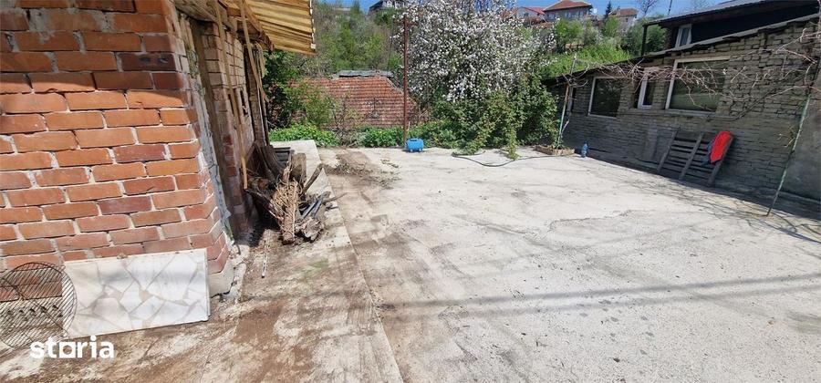 Resita Lot de Casa 600 Mp Toate Utilitatile Zona Triaj - 11