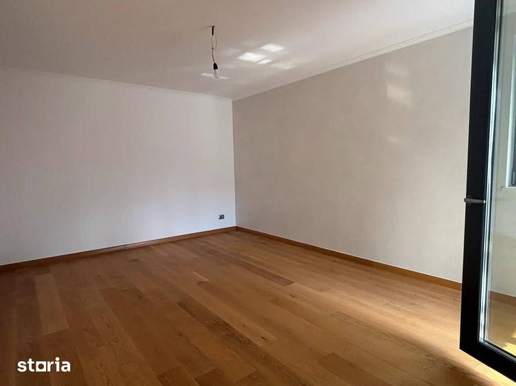 Apartament cu 3 camere decomandat în Centrul Civic