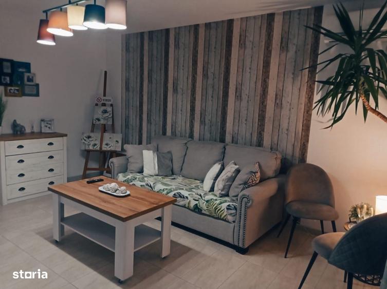 Apartament cu 2 camere decomandat în Negru Vodă