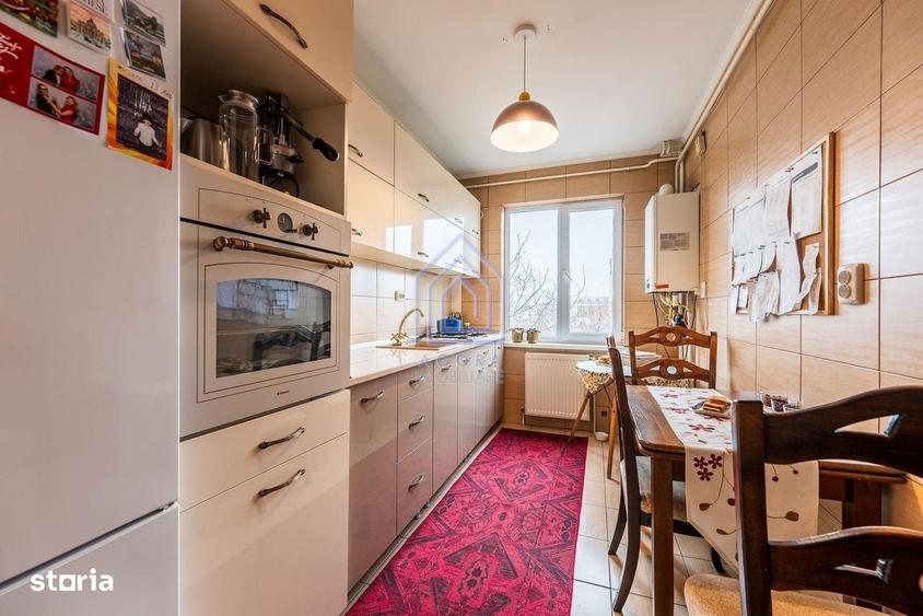Apartament cu 3 camere în Roșu