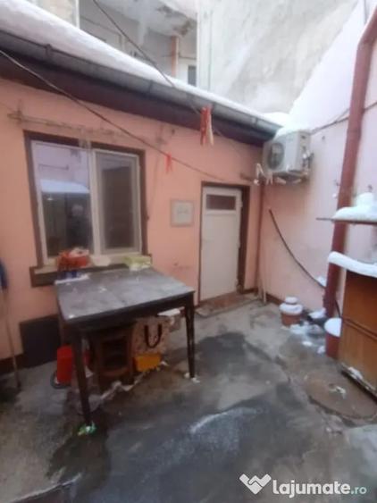 Spațiu comercial, de 50 mp, în Kogălniceanu
