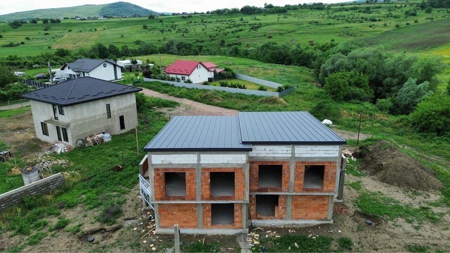 Casă cu 4 camere în Central