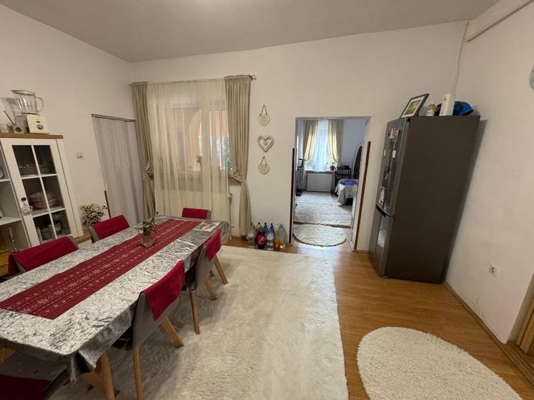 Casă individuală cu 2 camere cu Teren 1200 Mp în Cerghid