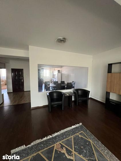 Apartament cu 3 camere, mobilat în Colentina