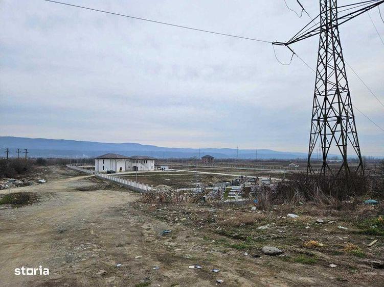 Particular, vand teren intravilan 3348 mp pe malul Oltului - 4