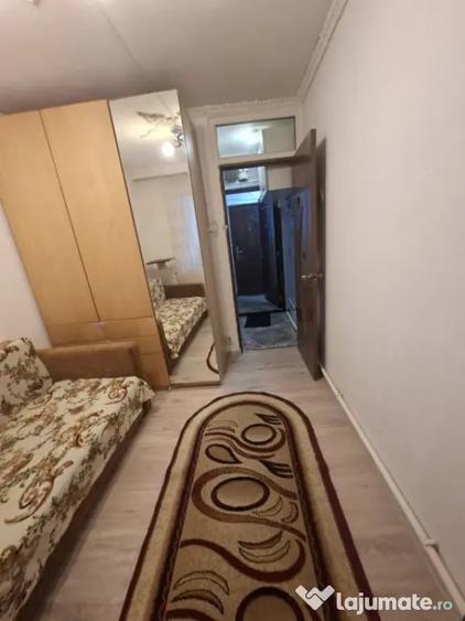 Garsonieră în Craiovița Nouă