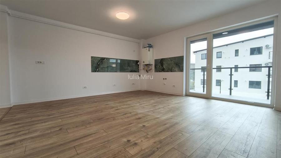 Apartament 3 camere, terasa 40 mp.Intabulat.Mutare imediata.