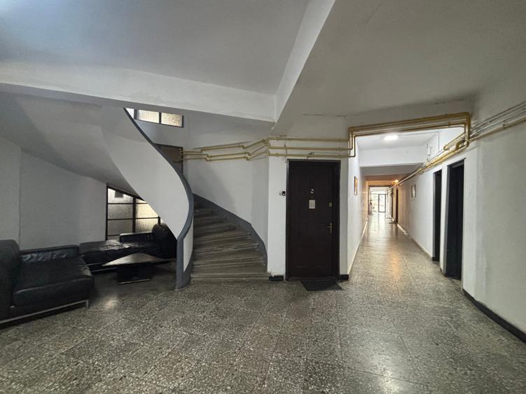 Apartament cu 2 camere semidecomandat în Calea Victoriei