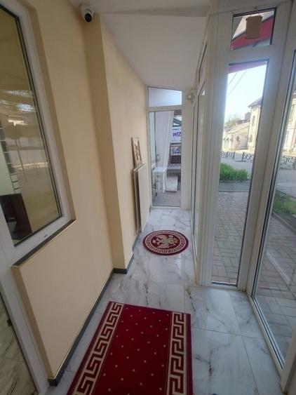 Apartament cu 4 camere decomandat în Semicentral