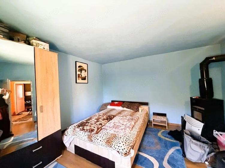 Casă cu 3 camere cu Teren 2296 Mp în Vlăduleni