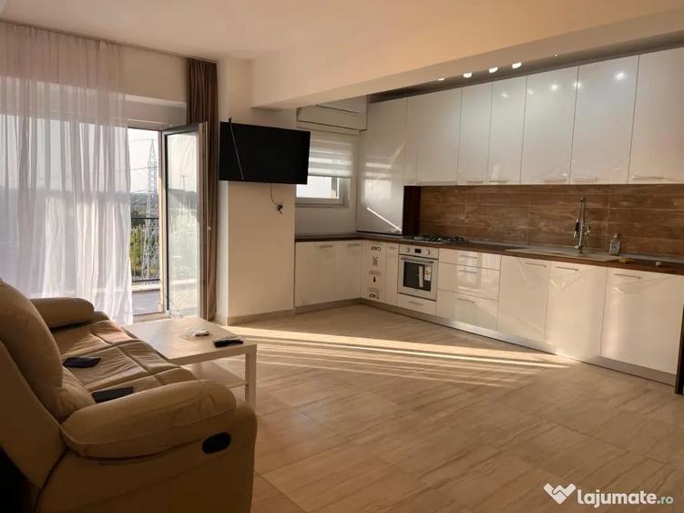 Apartament cu 2 camere decomandat în Basarabia