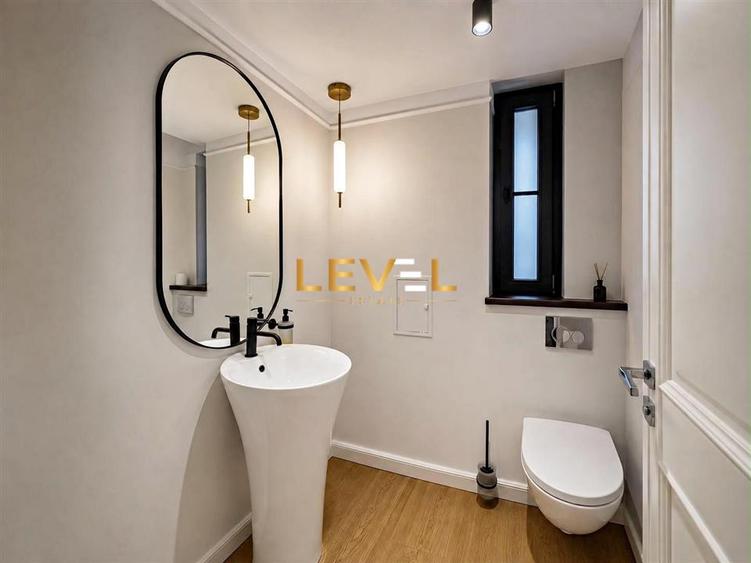 Duplex cu 4 camere cu Canalizare în Pipera