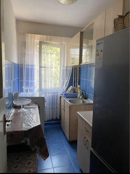 Apartament cu 2 camere decomandat în Exterior Vest