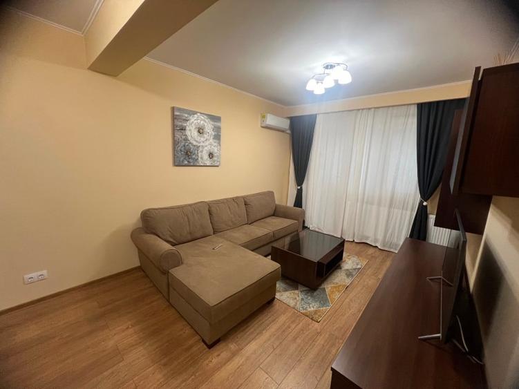 Apartament cu 2 camere decomandat în Decebal