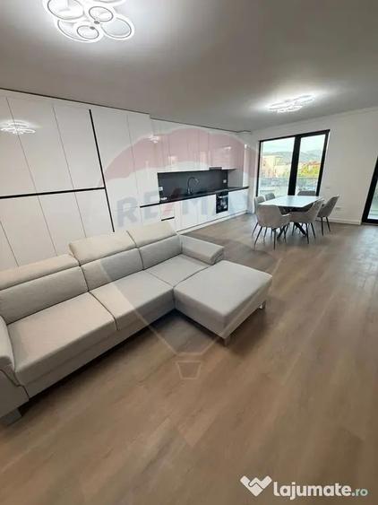Apartament cu 3 camere decomandat în Ultracentral