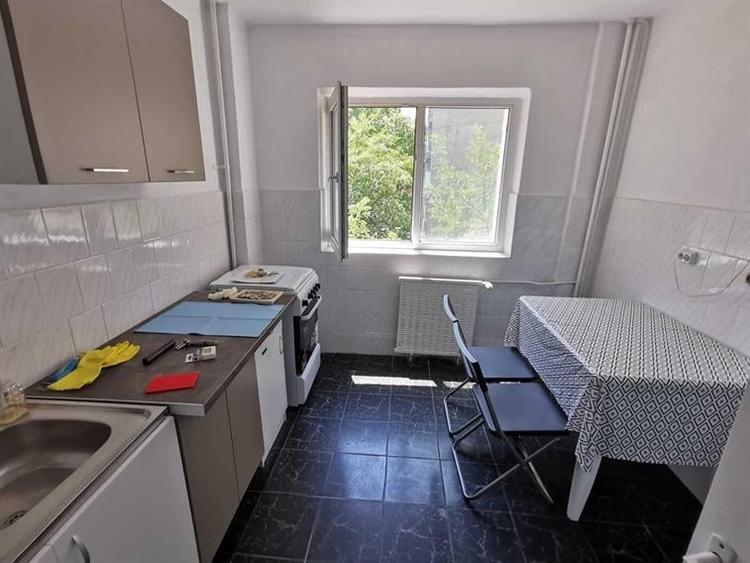 Apartament 2 camere de vanzare in Titan 1 Decembrie metrou - 6