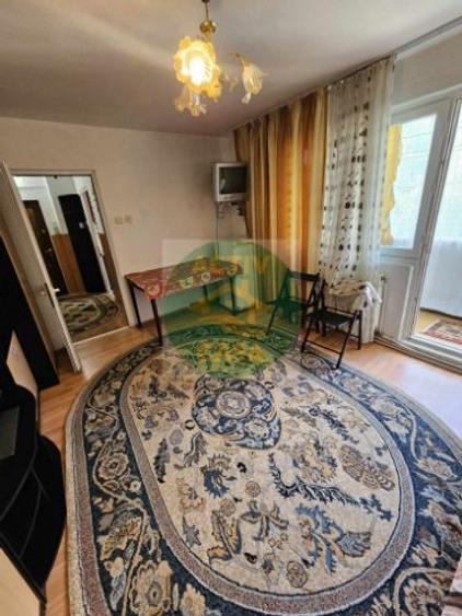 De inchiriat apartament 3 camere, zona Scoala nr.1 - 4