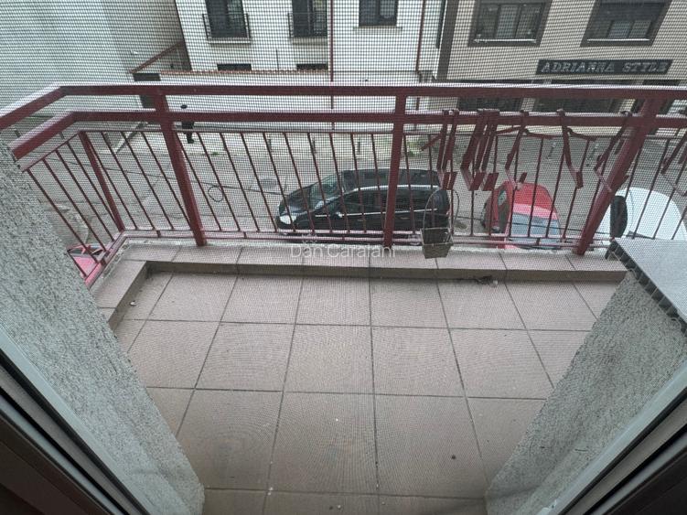 Oferim spre chirie apartament cu 3 camere zona Spital