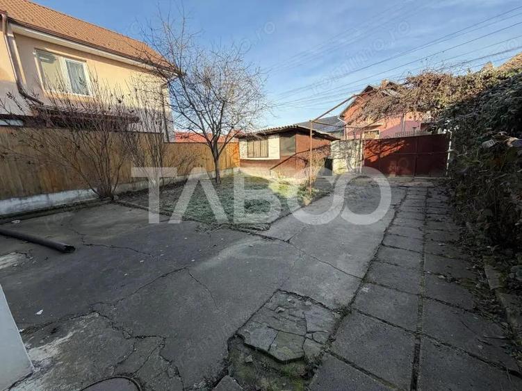 Casa de inchiriat cu 4 camere 160 mpu garaj teren liber 146 m - 10