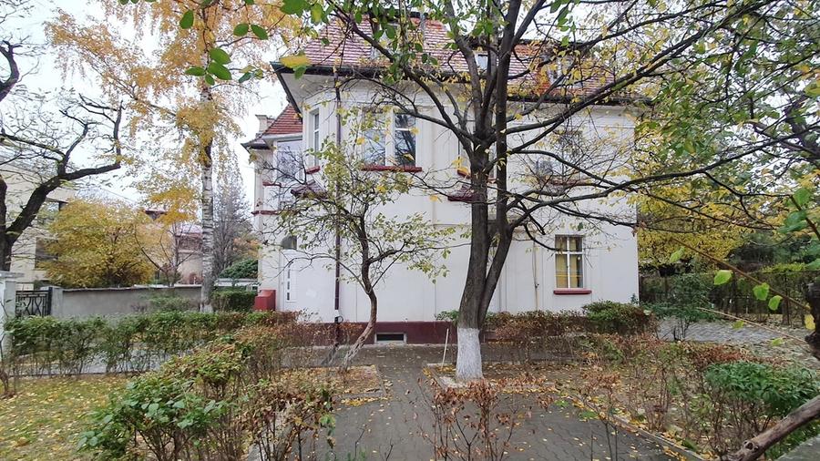 Casa individuala de vanzare in Cotroceni, curte, teren 475 mp, zona de exceptie - 13