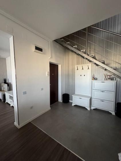 Apartament PENTHOUSE cu scara interioara  4 camere - 4