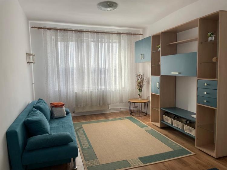 Apartament de inchiriat cu 3 camere, zona Nufarului, Oradea, Bihor. - 1