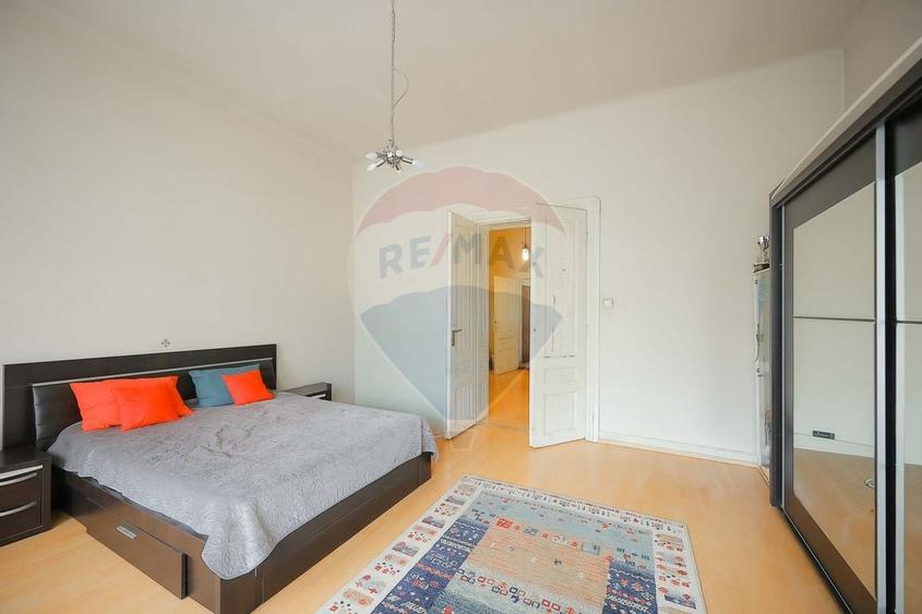 Casa / Vila cu 4 camere de vanzare Ultracentral Str. Louis Pasteur - 6