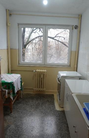 Apartament 2 Camere,Titan,Metrou,Parc,Balcon,et,4/10,bl.1965 - 6