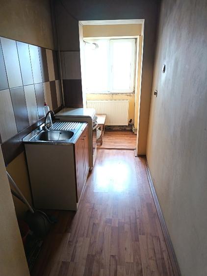 Vand garsoniera Costești - 4