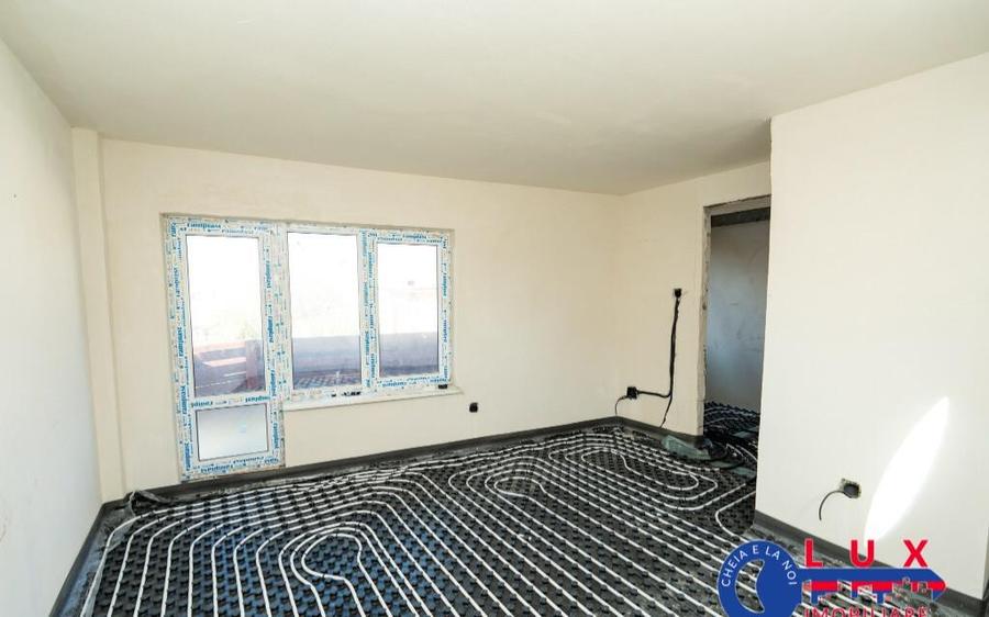 ID 6728 Vila de tip P+E+Pod *Str. Eternitatii - 10