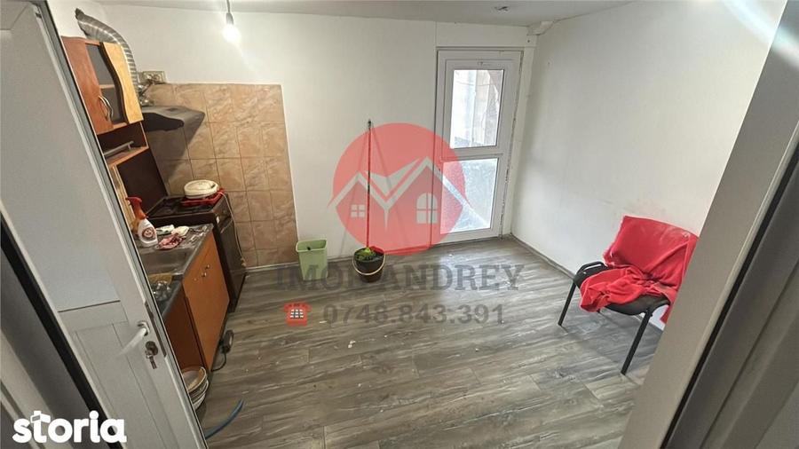 Casa de vanzare in centrul orasului, zona Piata Noua - 5