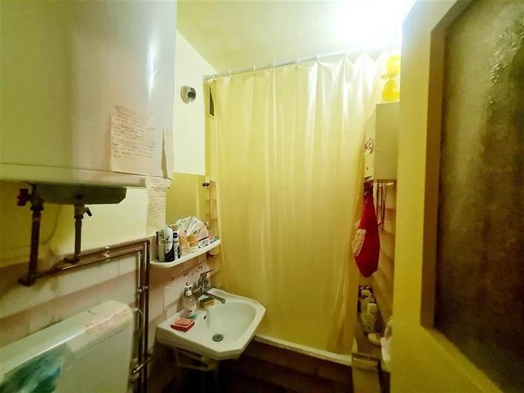 3D! In proximitatea Pietei Tractorul, 2 camere, etaj intermediar, infrastructura - 9