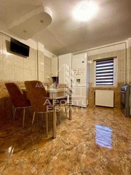 Apartament cu 2 camere, 54mp, semidecomanda, zona Girocului Apartament cu 2 camere, 54mp, semidecomanda, zona Girocului