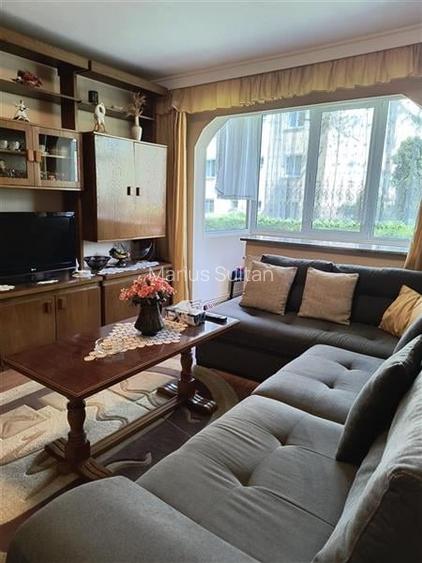 Apartament cu balcon, la parter inalt, in Astra, Brasov