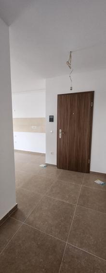 Apartament 3 camere, 2 bai,  Tractorul, decomandat, bloc 2023, loc de parcare - 4