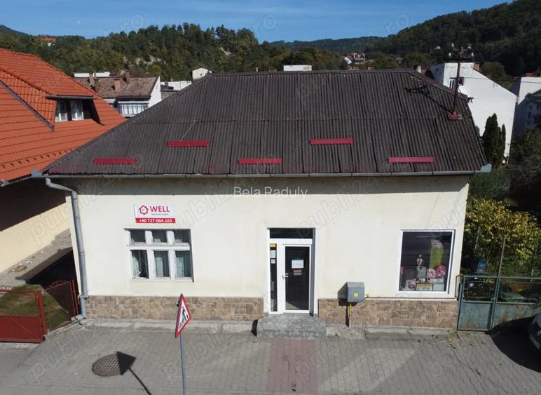 Casa cu etaj + spa?iu comercial de vanzare in Sovata