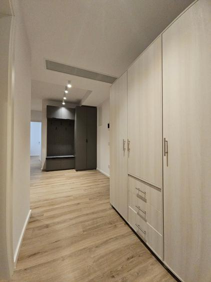 Lux!!! Apartament Premium 3 Camere De Vanzare  Parcare Bloc MOBIPARK Tomis Plus - 4