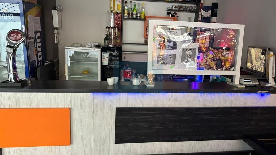 De închiriat – Spațiu comercial complet mobilat, 65 mp - 12