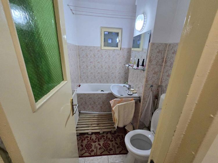 vand apartament 2 camere dragasani - 7