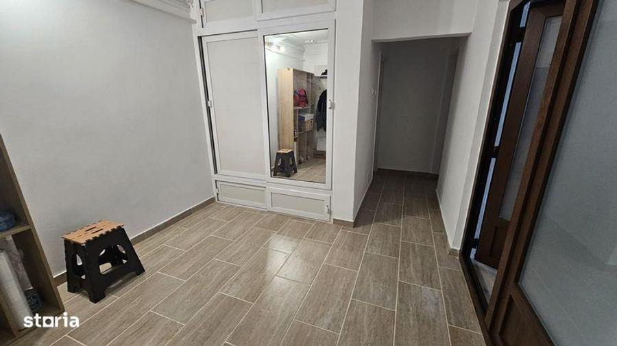 Inchiriez apartament 2 camere - 3