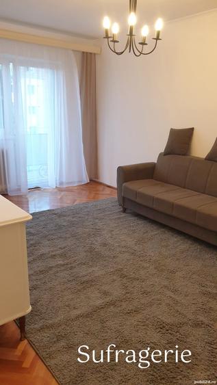Apartament cu 3 camere decomandat în Central