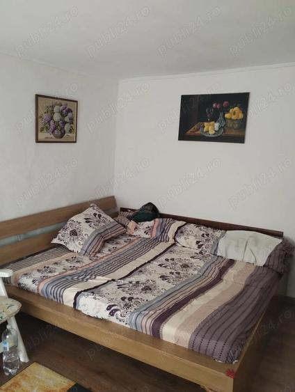 Casa la tara 15 km de Lehliu - 4